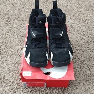 Nike Air DT Max ’96 - Deion Sanders - Size 12